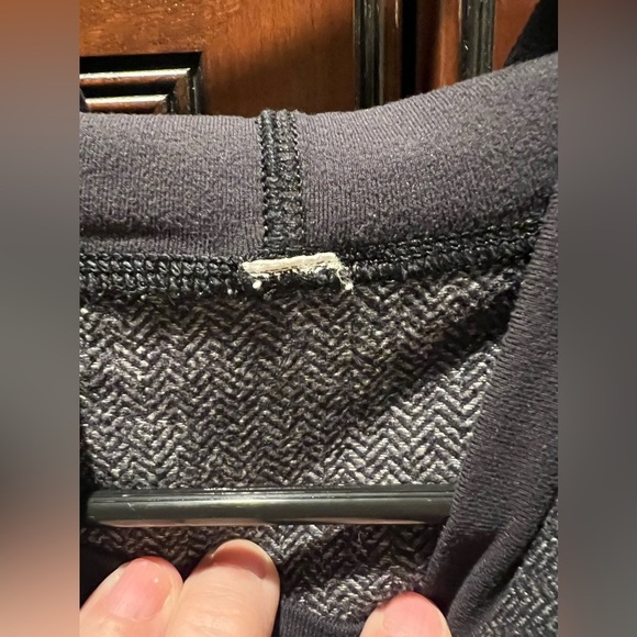Lululemon Think Fast Hoodie - S/M - Picture 2 of 8